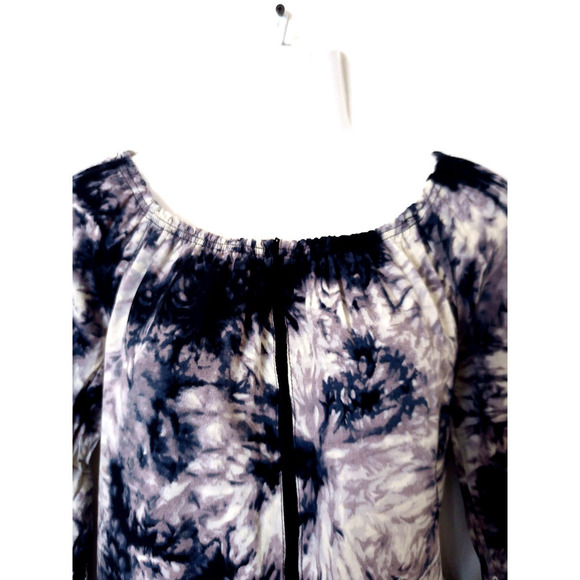 NWOT Romeo and Juliet Couture Tie Dye Embroidered Tunic - Picture 3 of 10